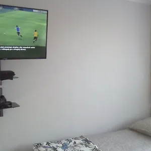 https://apartament-klonowa.poznan-hotels.com